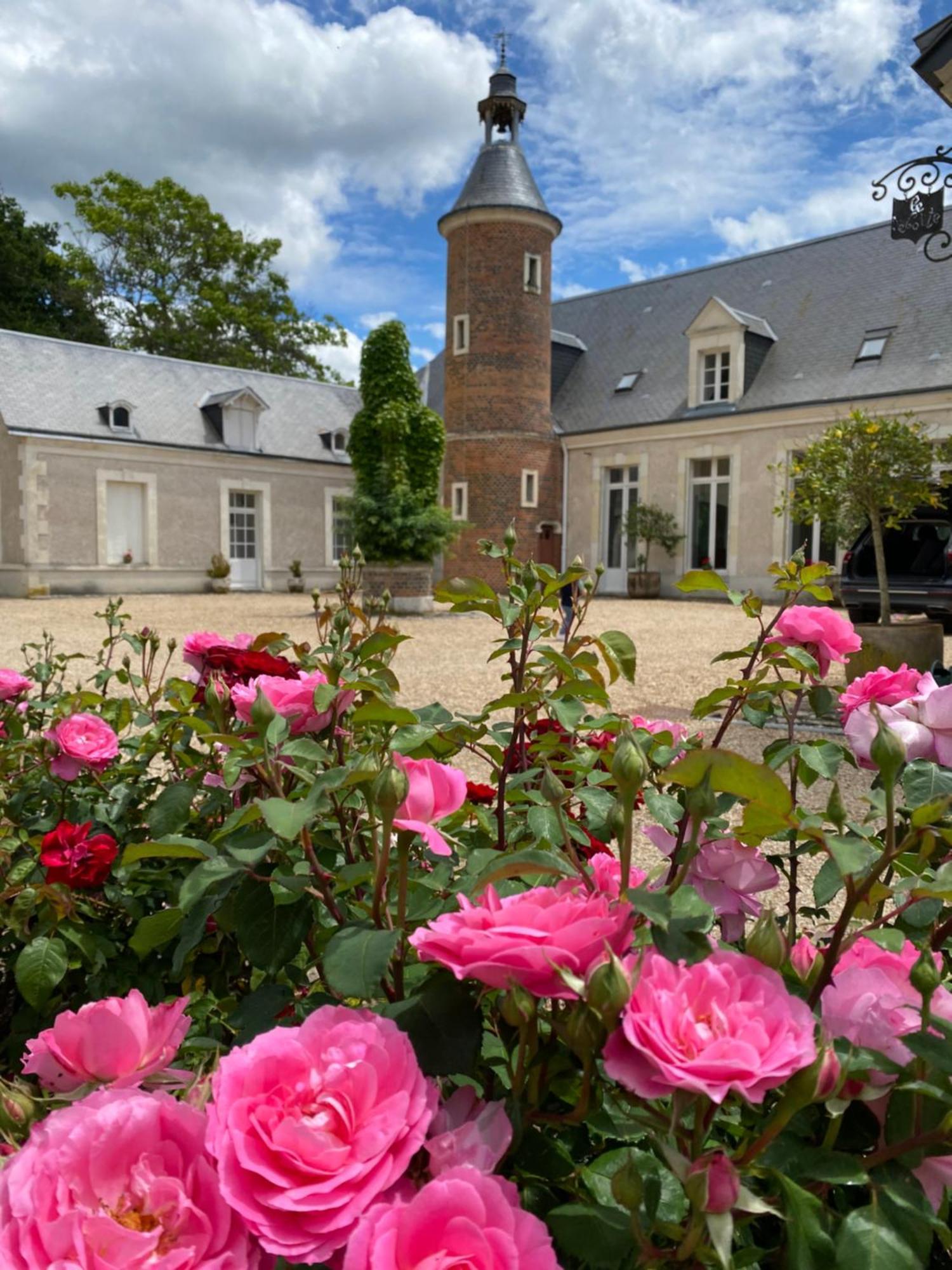 Domaine De Charme - Les Places Lassay-sur-Croisne Ngoại thất bức ảnh